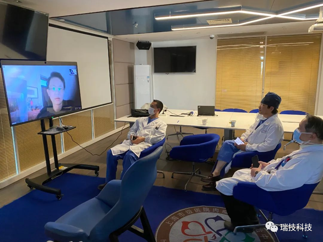 上海市公共卫生临床中心使用DTEN进行医学生远程答辩