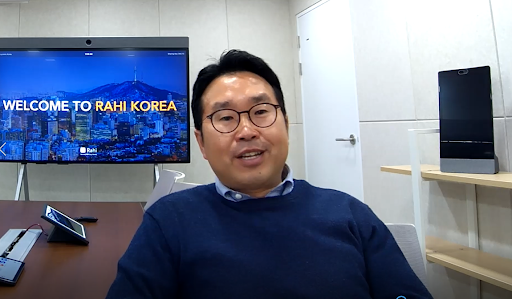瑞技韩国的销售负责人Paul Jeong在首尔的新办公室分享